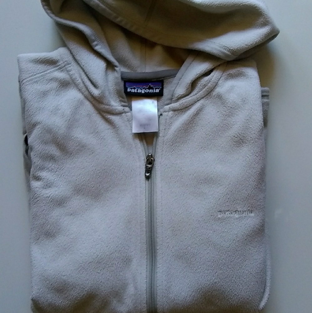 Patagonia women L gray fleece jacket long sleeve